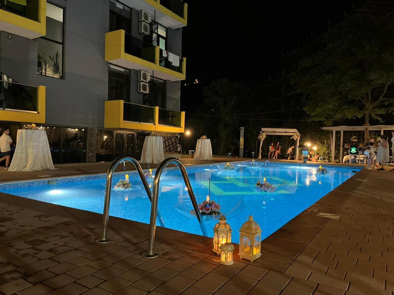 Casa Del Mar Hotell Kvariati Eksteriør bilde