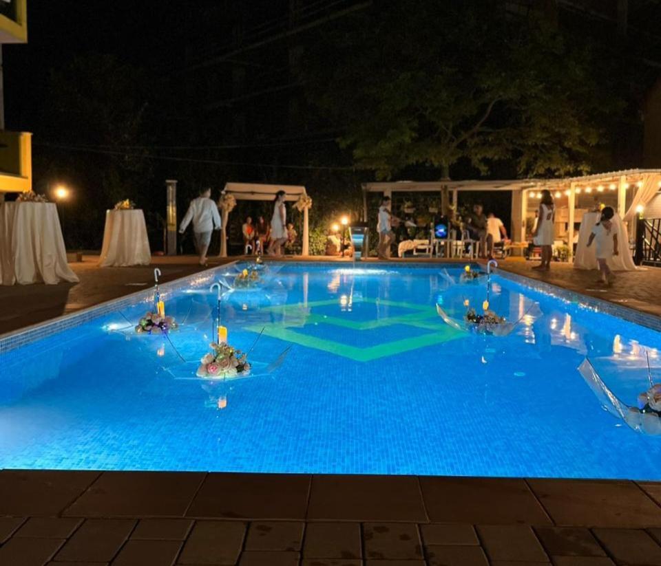 Casa Del Mar Hotell Kvariati Eksteriør bilde