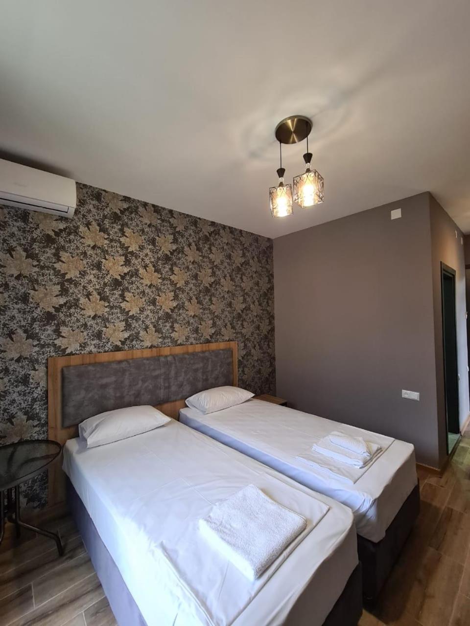 Casa Del Mar Hotell Kvariati Eksteriør bilde