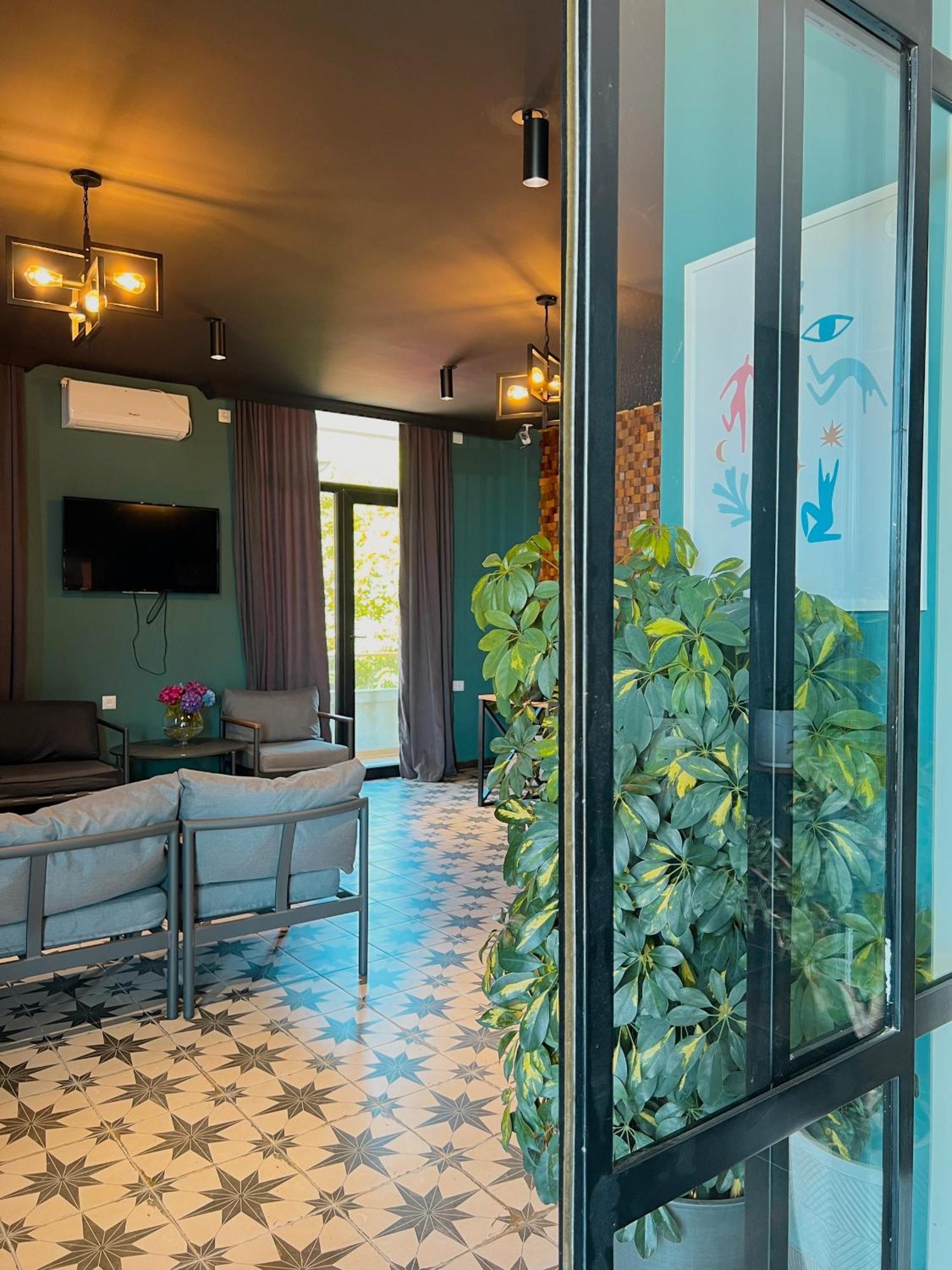 Casa Del Mar Hotell Kvariati Eksteriør bilde