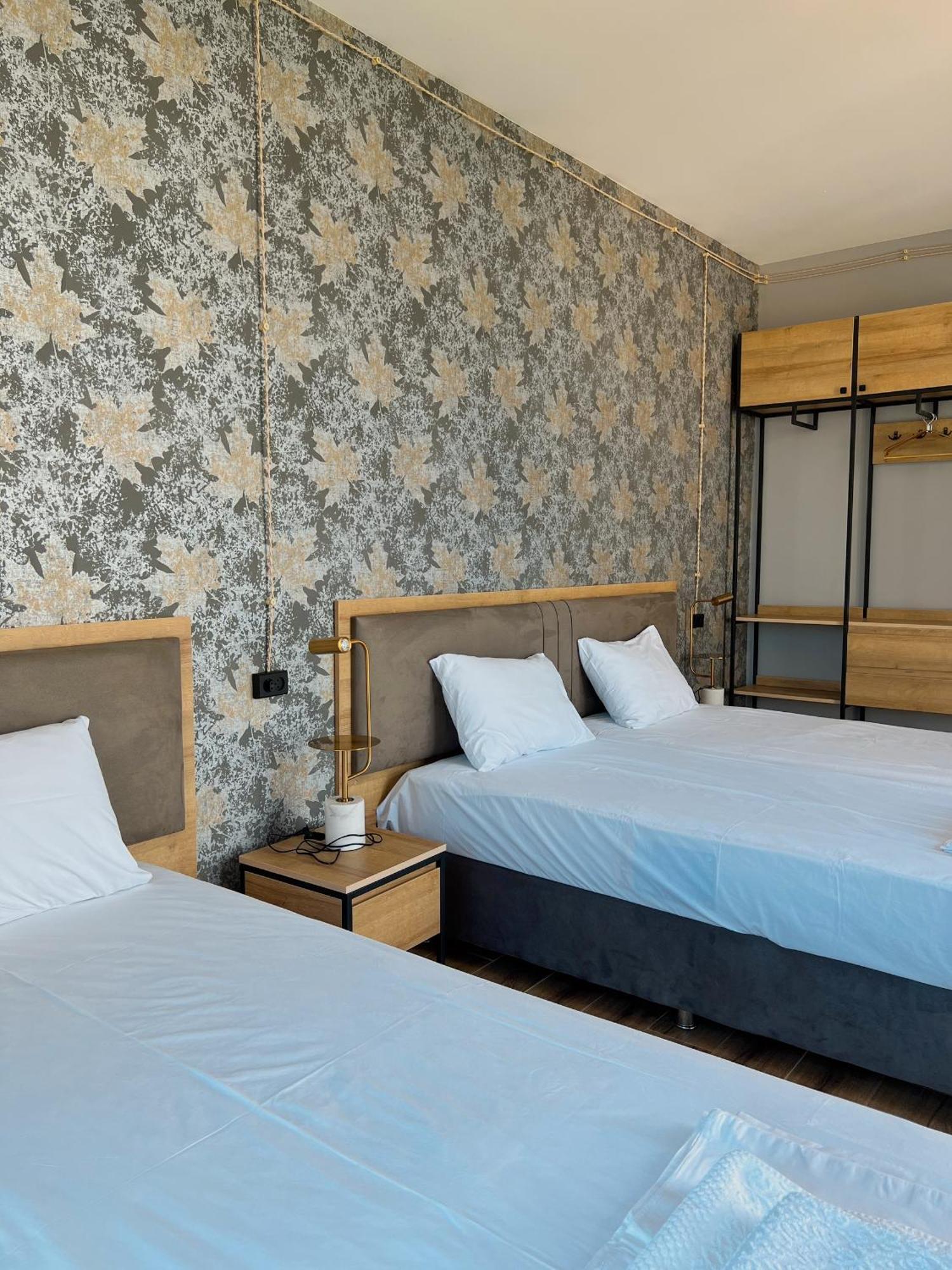 Casa Del Mar Hotell Kvariati Eksteriør bilde