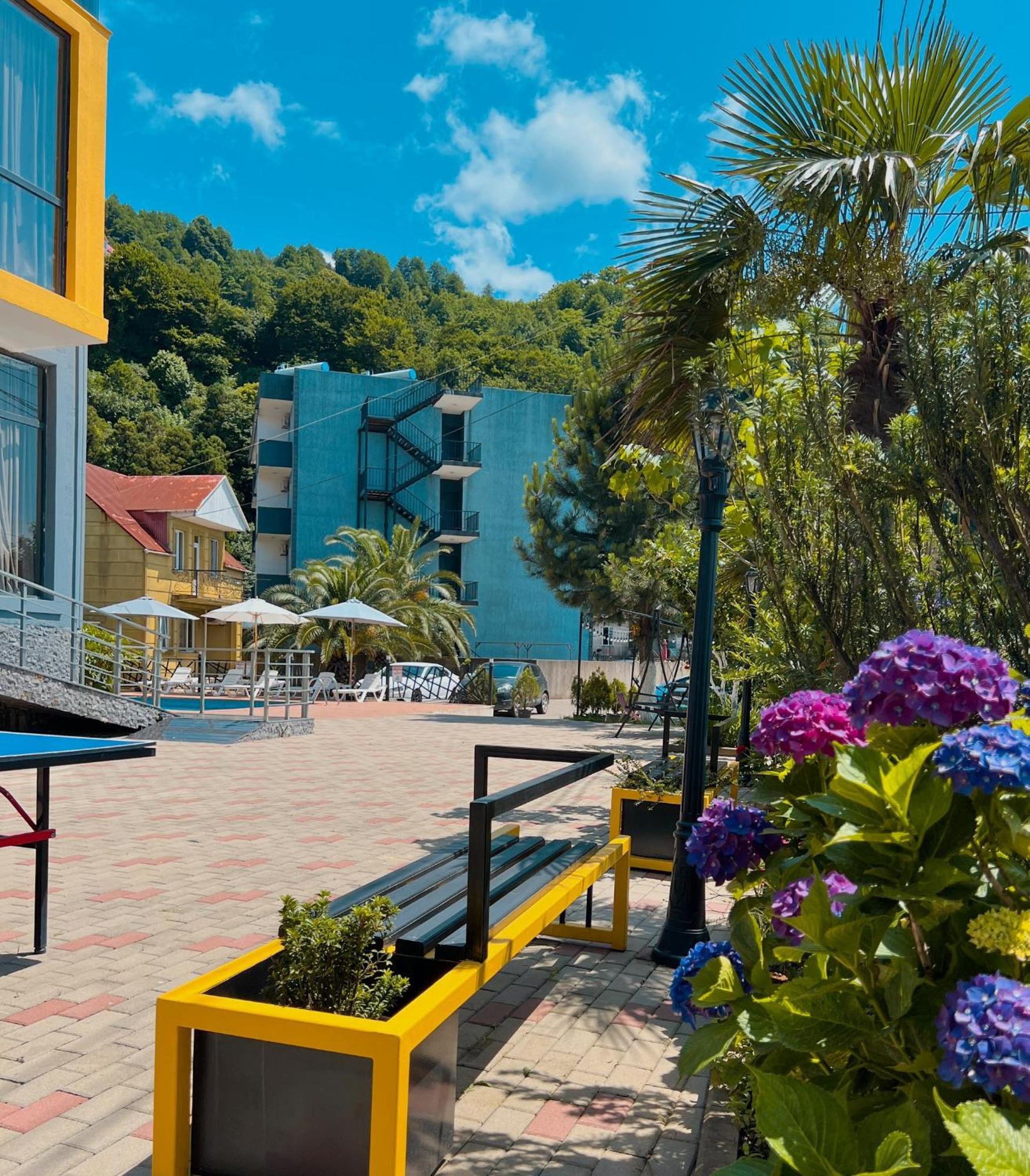 Casa Del Mar Hotell Kvariati Eksteriør bilde