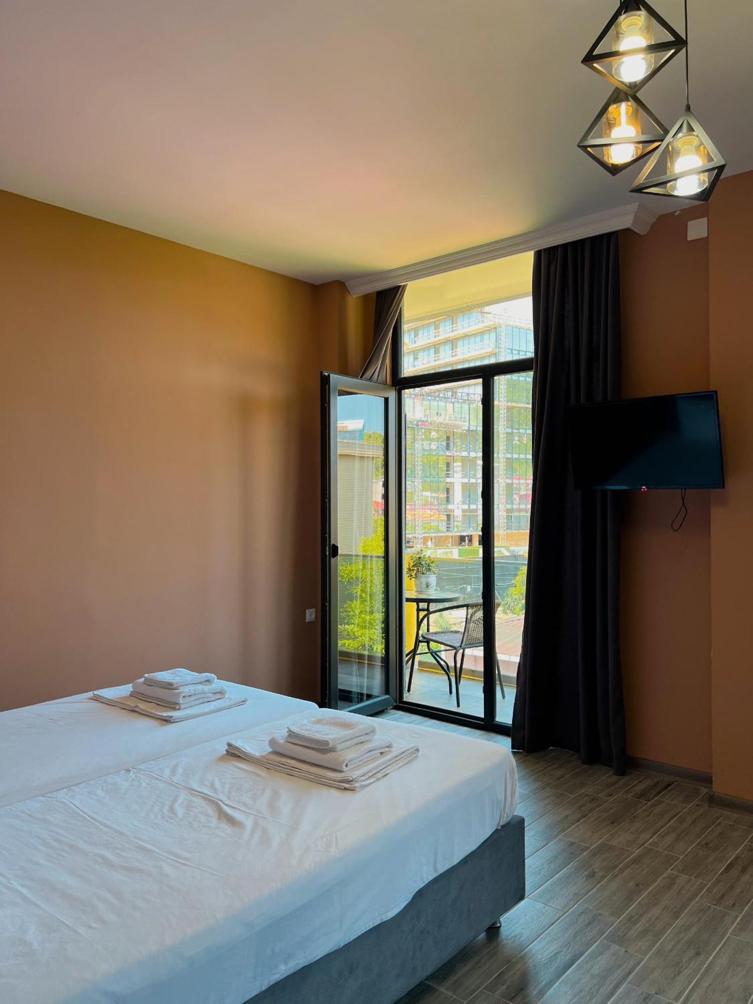 Casa Del Mar Hotell Kvariati Eksteriør bilde