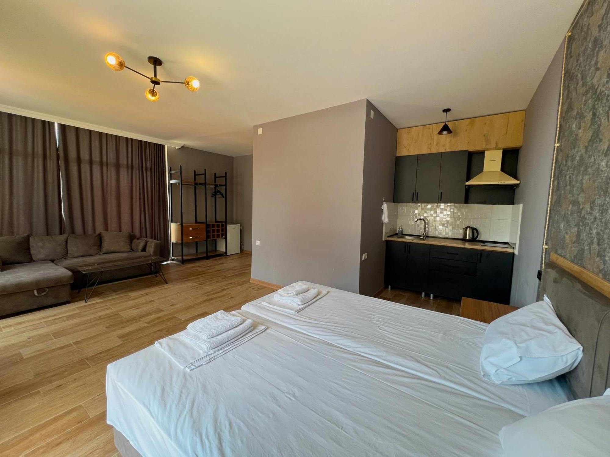 Casa Del Mar Hotell Kvariati Eksteriør bilde