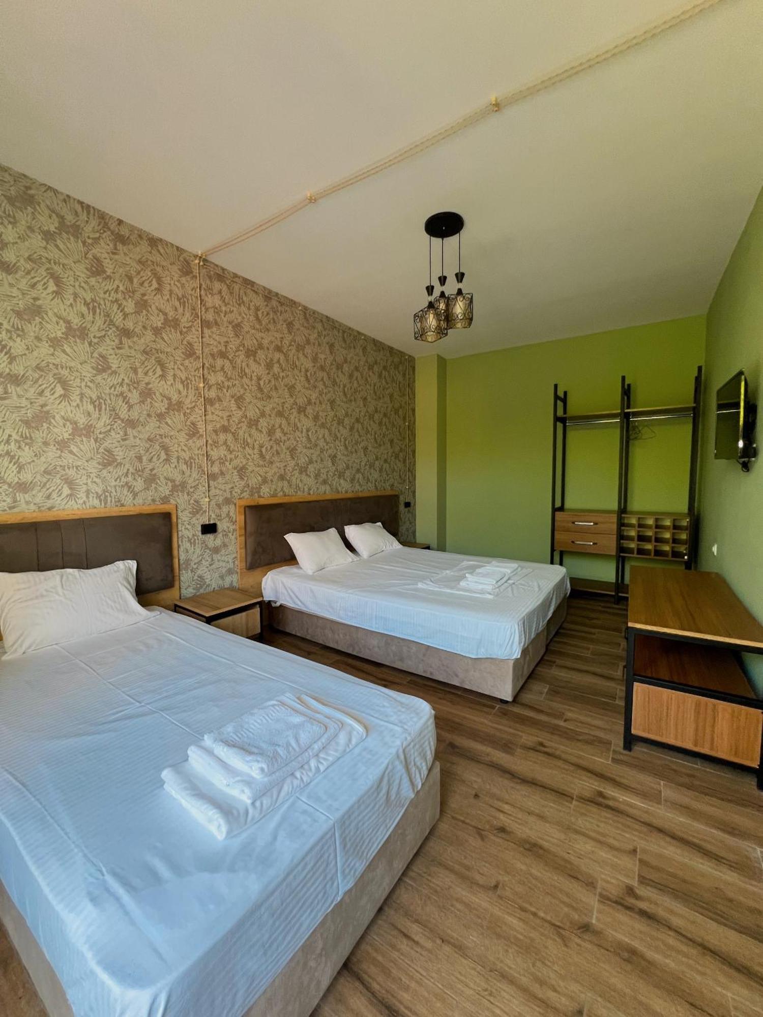 Casa Del Mar Hotell Kvariati Eksteriør bilde