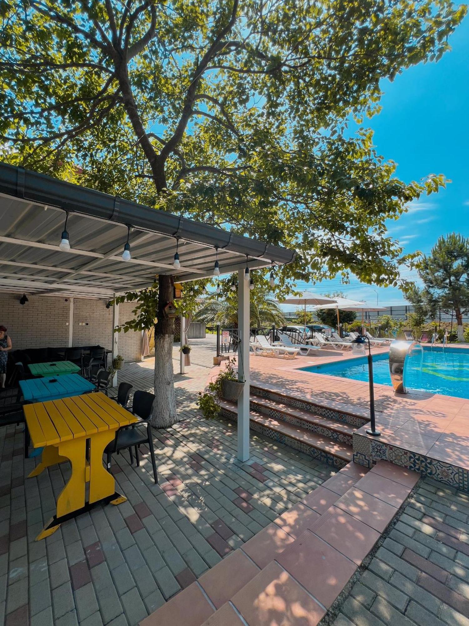 Casa Del Mar Hotell Kvariati Eksteriør bilde