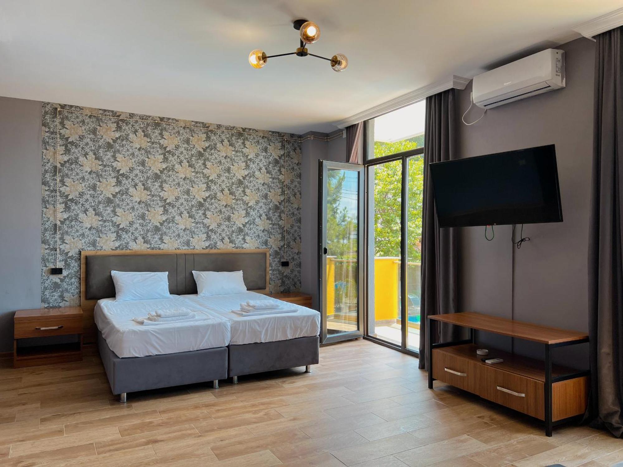 Casa Del Mar Hotell Kvariati Eksteriør bilde